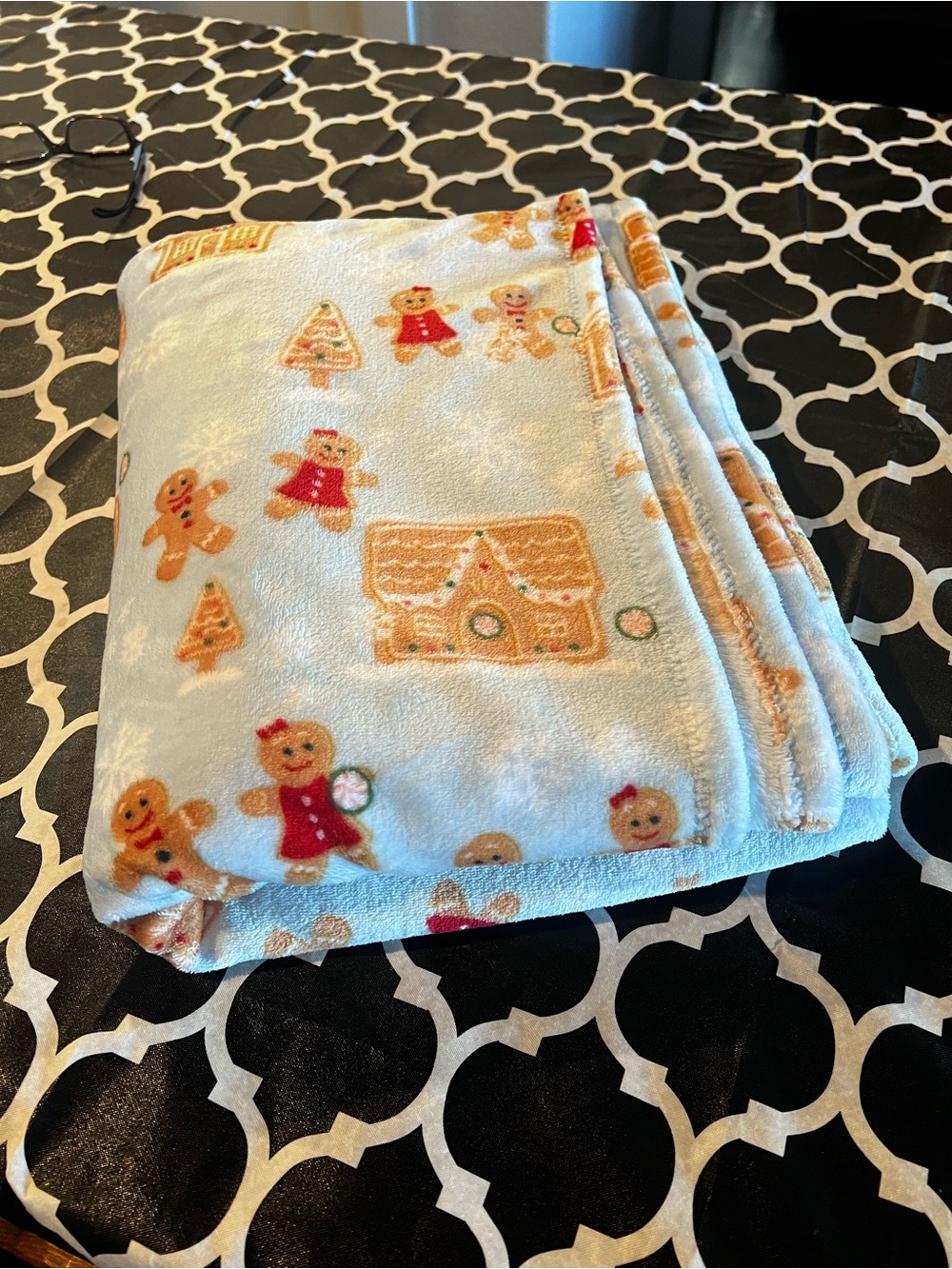 Holiday Time Light Blue Gingerbread Plush Throw Blanket